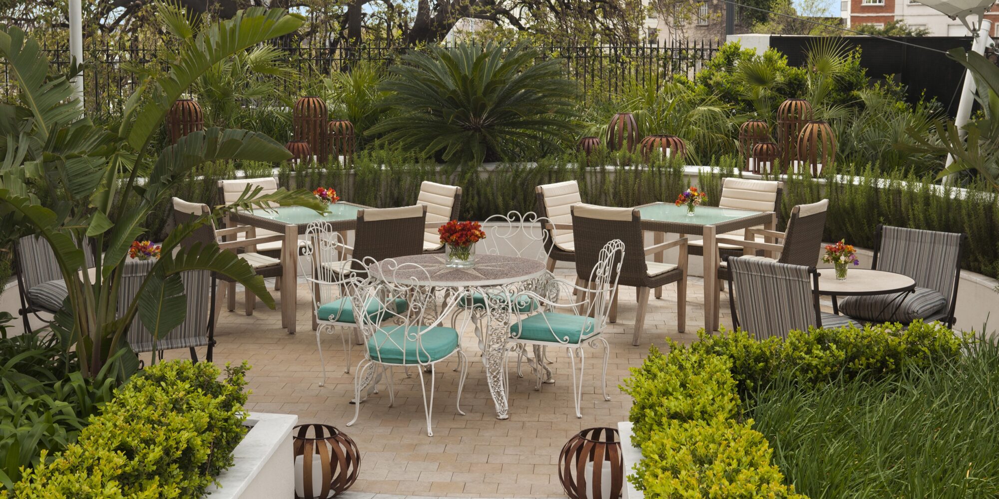 Outdoor dinning area at the Nuestro Secreto. An image of the Four Season Hotel Bluenos Aires located in Argentina